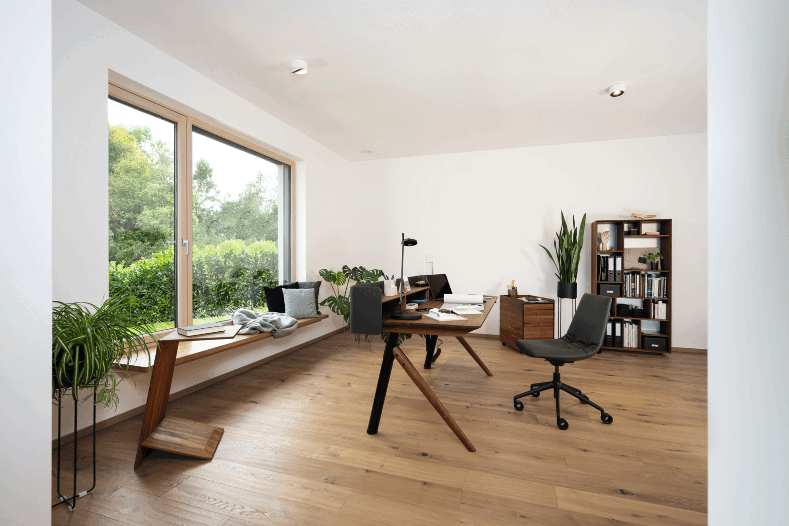 pisa – Schreibtisch aus Naturholz